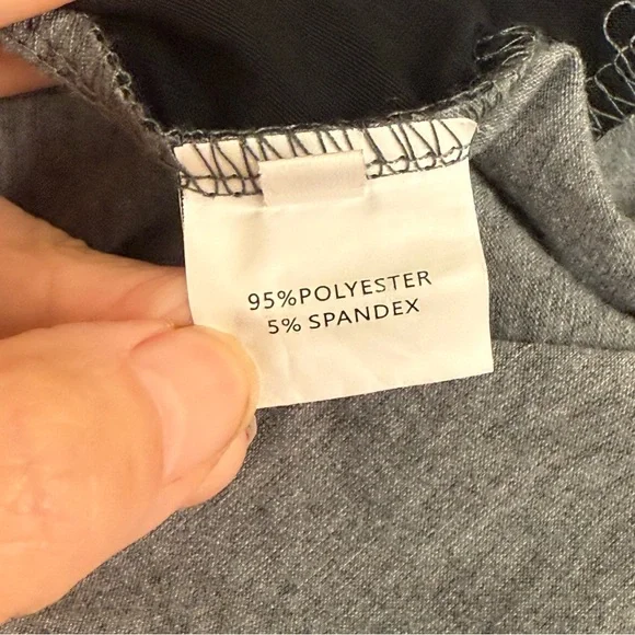 Women’s Plus Size 4XL Gray Black Colorblock Pocket Tee | Casual Everyday Top - Picture 6 of 8